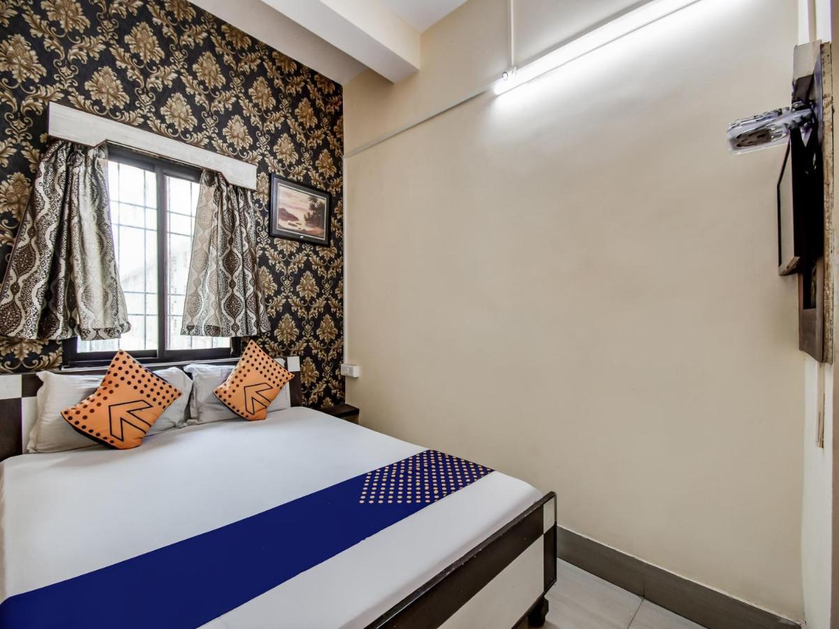 SPOT ON 78443 Hotel Bharat Rourkela Buitenkant foto